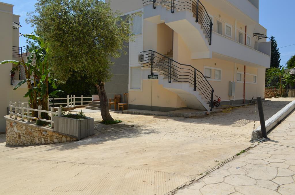 Elite 2 Kosta Hotel Dhërmi Kültér fotó